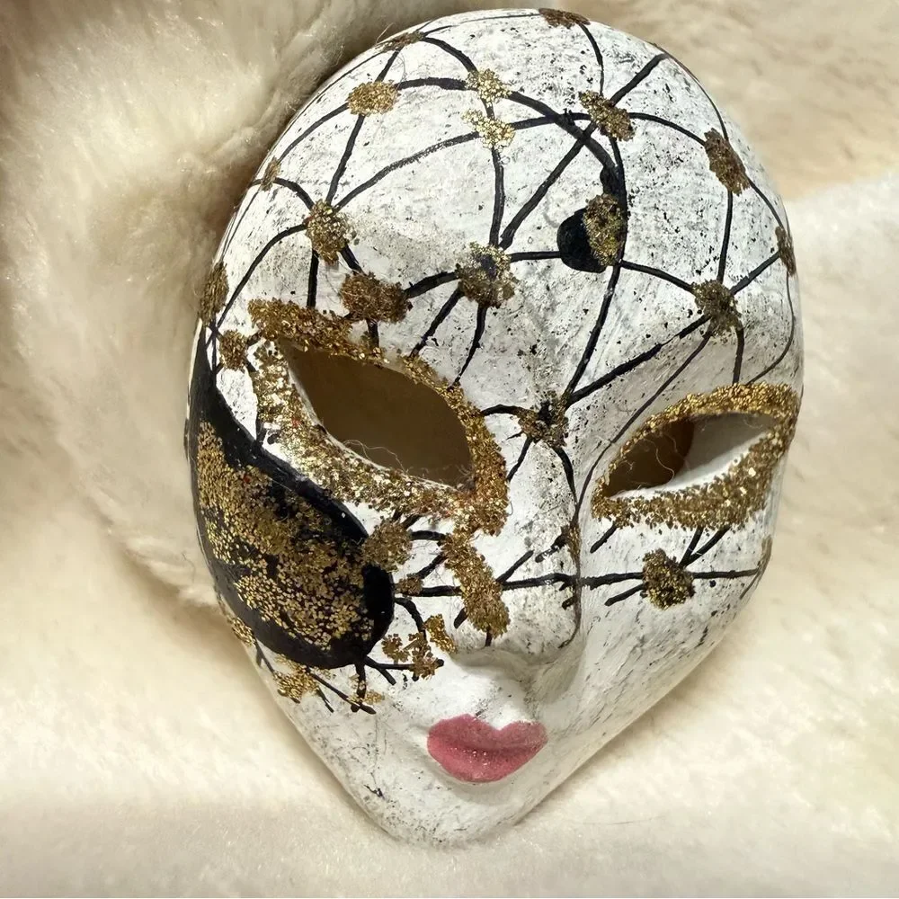 Hand-Painted Miniature Mask Brooch – Gold & Black Art Piece for Women